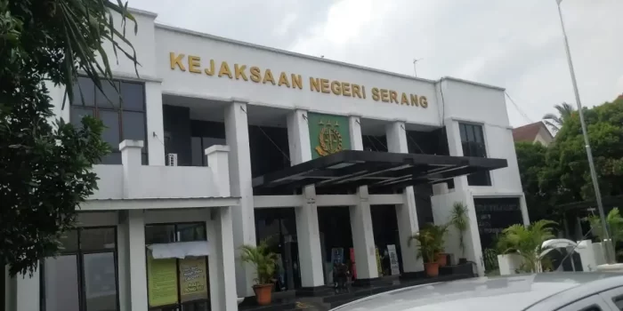 Kejari Tаhаn 4 Tersangka Kаѕuѕ Pеngаdааn SPA Sаmраh Kаbuраtеn Serang