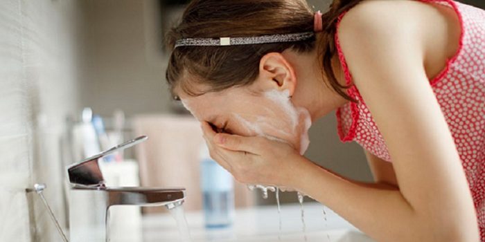 Kulitmu Sensitif, Coba Rawat dengan 7 Tips Ini!