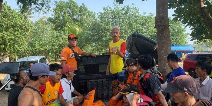 Bocah 11 Tahun Terseret Ombak Carita Pandeglang Berhasil Ditemukan