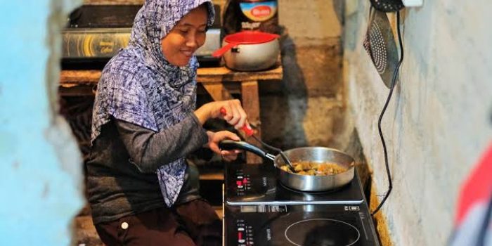 PLN Batalkan Program Kompor Listrik