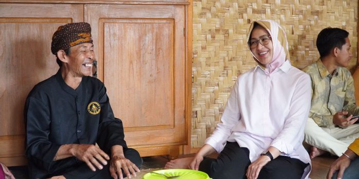 Bakal Calon Gubernur Banten Airin Rachmi Diany Temui Para Kasepuhan Adat di Lebak Selatan
