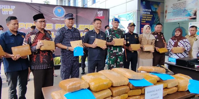 BNNP Banten Ringkus Kurir Sabu Yang Diselundupkan di Celana Dalam