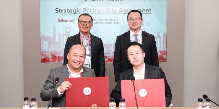Telkomsel dan Huawei Tandatangani Kerja Sama Home Broadband and 5G Innovation serta Talent Development di MWC 2024 Barcelona