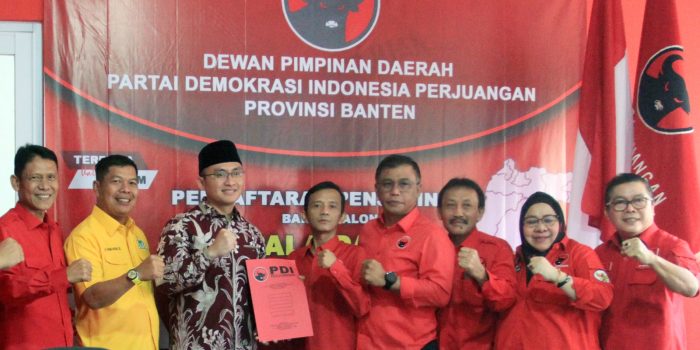 Andika Hazrumy Jalani Wawancara Bakal Calon Bupati Serang di DPD PDIP Banten
