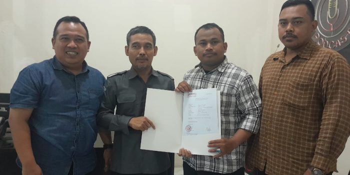 Calon Bupati Nomor 2, Ratu Rachmatu Zakiyah, Dilaporkan ke Bawaslu Kabupaten Serang