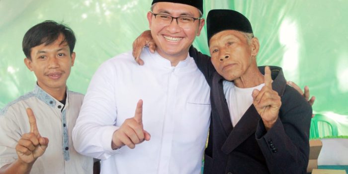 Calon Bupati Serang Andika Hazrumy Akan Tuntaskan Pembangunan Jalan Poros Desa