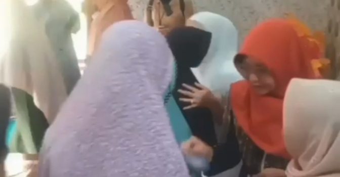 Viral Video Cabup Nomor Urut 2 Bagikan Uang Bawaslu Lakukan Penelusuran