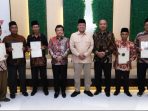 Menteri ATR/BPN Serahkan Sertipikat Wakaf di Kanwil BPN Provinsi D. I. Yogyakarta, Nusron Gandeng Organisasi Keagamaan