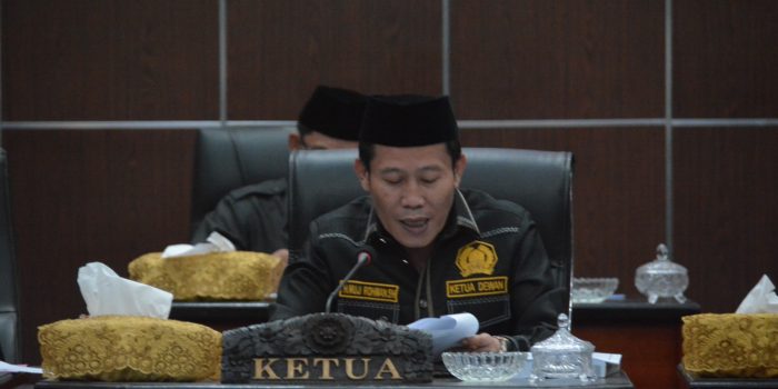 Muji Rohman Beri Sejumlah Catatan LKPJ Walikota Serang 2024