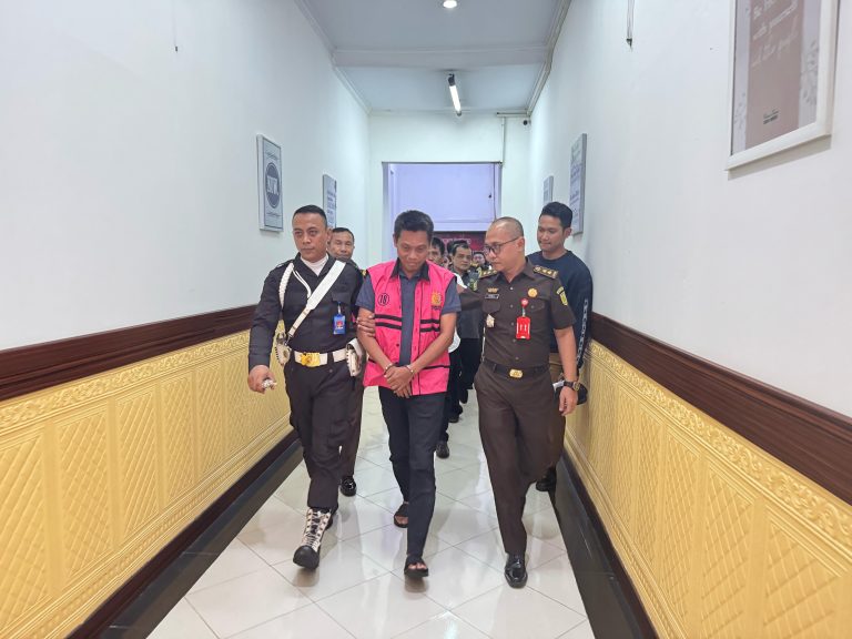 Kepala Dinas Lingkungan Hidup Tangsel Ditetapkan sebagai Tersangka Korupsi Proyek Sampah Rp 75,9 Miliar