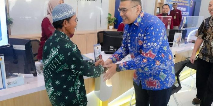 Kunjungi Kantah Kabupaten Kulon Progo, Ossy Sosialisasikan Langsung Keunggulan Sertipikat Elektronik Ke Masyarakat