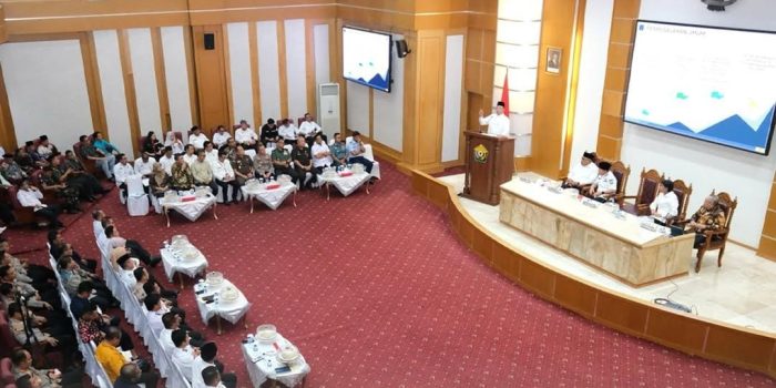Menteri Nusron Ajak Kepala Daerah se-Sultra Kompak Benahi Administrasi Pertanahan