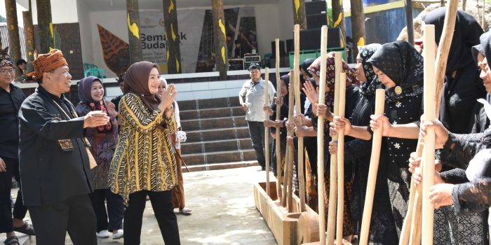 Adde Rosi Hadiri Seren Taun Cisitu: Dukung Pelestarian Budaya Adat Lebak