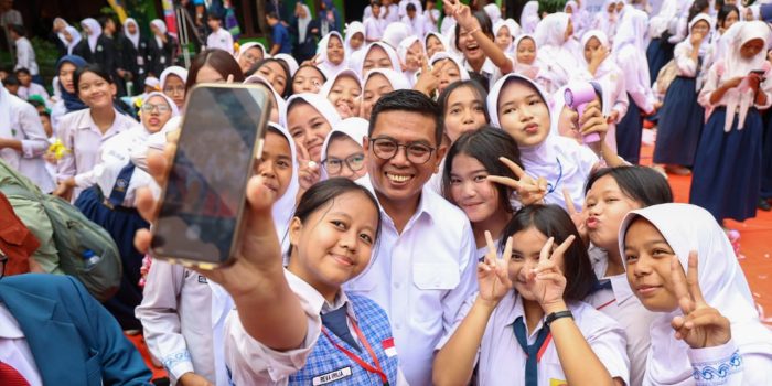 Sekolah Gratis Berjalan, Pemprov Banten Kucurkan Rp159 Miliar untuk Enam Bulan Pertama