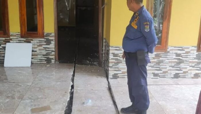 Tanah di Tangerang Bergeser, 5 Rumah Nyaris Roboh