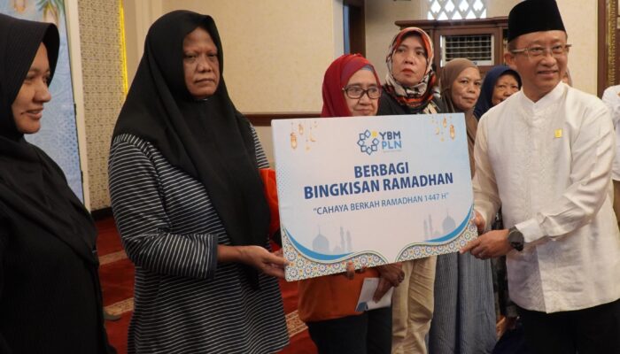 YBM PLN Salurkan 45 Ribu Paket Bingkisan Ramadan 1447 H, Tahap Awal Jangkau 23 Ribu Penerima