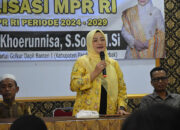 Adde Rosi Sosialisasikan Empat Pilar Kebangsaan dengan Tema “Pilar Persatuan di Era Digital” dan Serahkan Program PIP di SMK PGRI Pandeglang