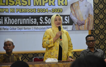 Adde Rosi Sosialisasikan Empat Pilar Kebangsaan dengan Tema “Pilar Persatuan di Era Digital” dan Serahkan Program PIP di SMK PGRI Pandeglang