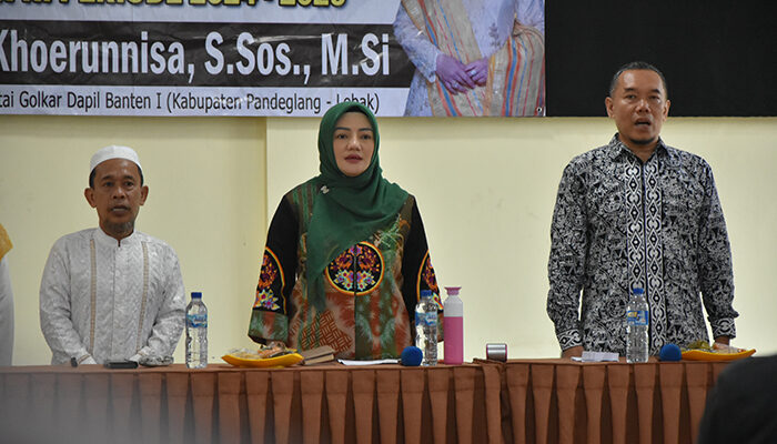 Adde Rosi Khoerunnisa Sosialisasikan Empat Pilar Kebangsaan dan Serahkan BPJS PBI di Aula PKPRI Pandeglang