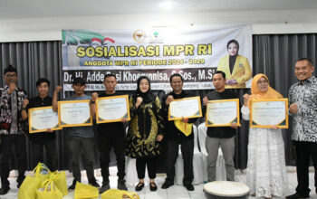 Adde Rosi Khoerunnisa Sosialisasikan Empat Pilar dan Serahkan Bantuan Alat Kesenian bagi Pelaku Seni di Pandeglang