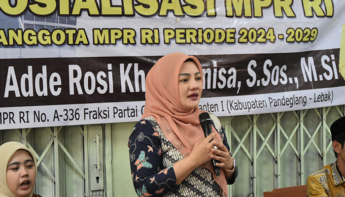 Adde Rosi Khoerunnisa Sosialisasikan Empat Pilar Kebangsaan dan Serahkan BPJS PBI di Desa Sipayung