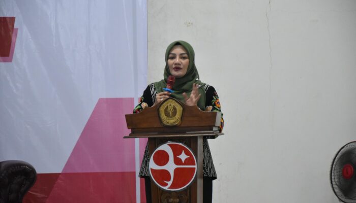 Adde Rosi Dorong Mahasiswa Pandeglang Kuasai Penulisan Jurnal Ilmiah Bersama BRIN
