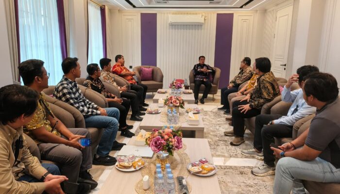 Bersama Pemkab Tangerang, PLN UP3 Cikupa Dukung Iklim Investasi lewat Pasokan Energi Andal