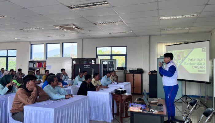 Ratusan Karyawan Industri Ikuti Edukasi Safety Riding Honda Banten