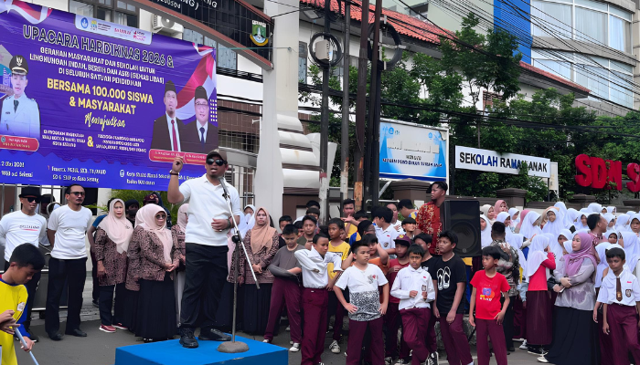 Hardiknas 2026, Pemkot Serang Luncurkan GEMAS LIBAS dan Ajak Ribuan Siswa Bersihkan Lingkungan