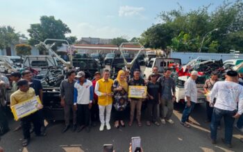 Adde Rosi Serahkan 16 Hand Traktor untuk Kelompok Tani di Kabupaten Lebak
