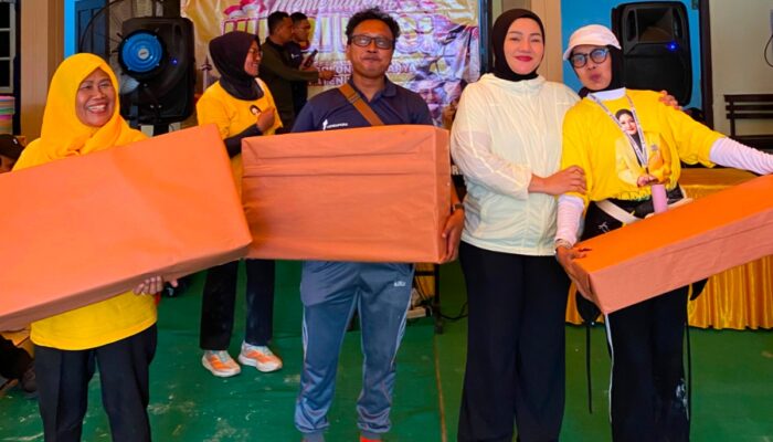 Semarak HUT ke-81 RI, Adde Rosi Gelar Lomba 17 Agustus Bersama Kader dan Warga Lebak