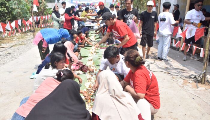 Memeriahkan HUT RI ke 81, Warga Rt 17 Desa Bojong Cikupa Makan Bersama