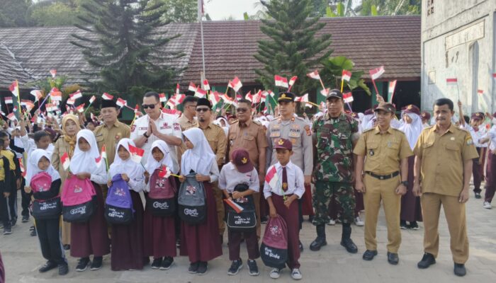 Kecamatan Walantaka Kawal Program Serang Cerdas, Mulai dari Beasiswa hingga Seragam Sekolah Gratis
