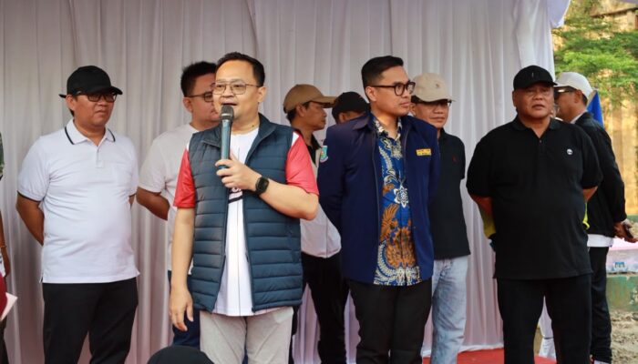 Ribuan Warga Padati Tandon Ciater Tangsel, Karang Taruna Banten Bagi-bagi Doorprize